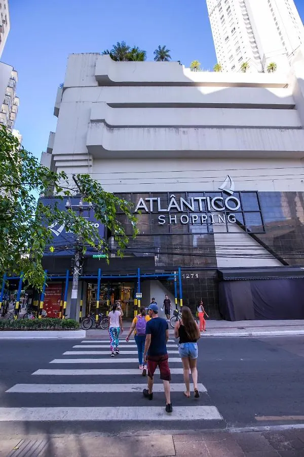 Apartamento Av. Brasil Frente Sh. Atlantico Balneario Camboriu 0*,
