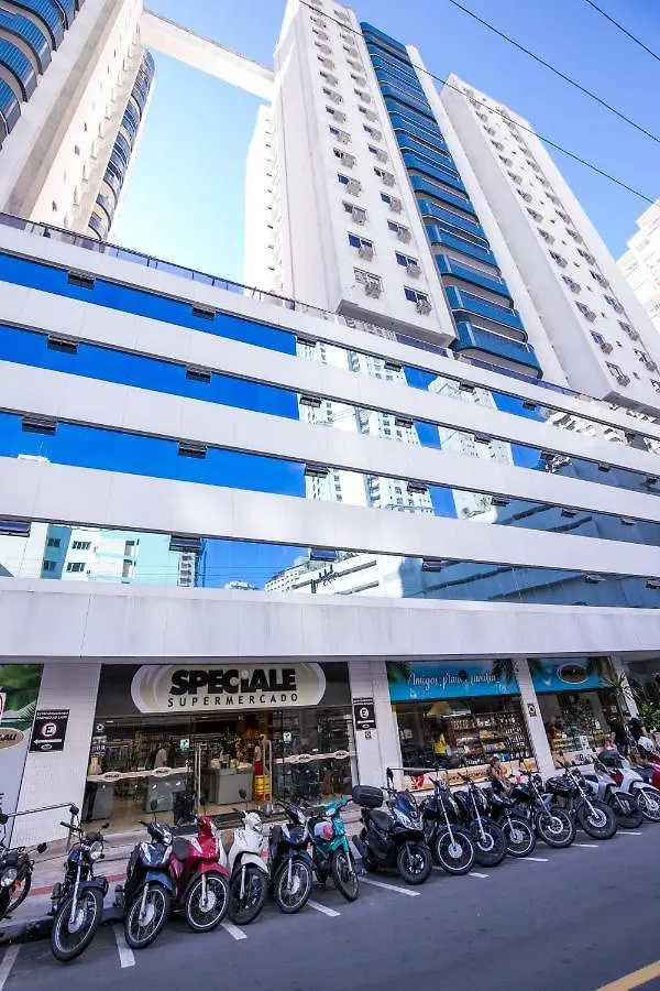 Apartamento Av. Brasil Frente Sh. Atlantico Balneario Camboriu Apartment